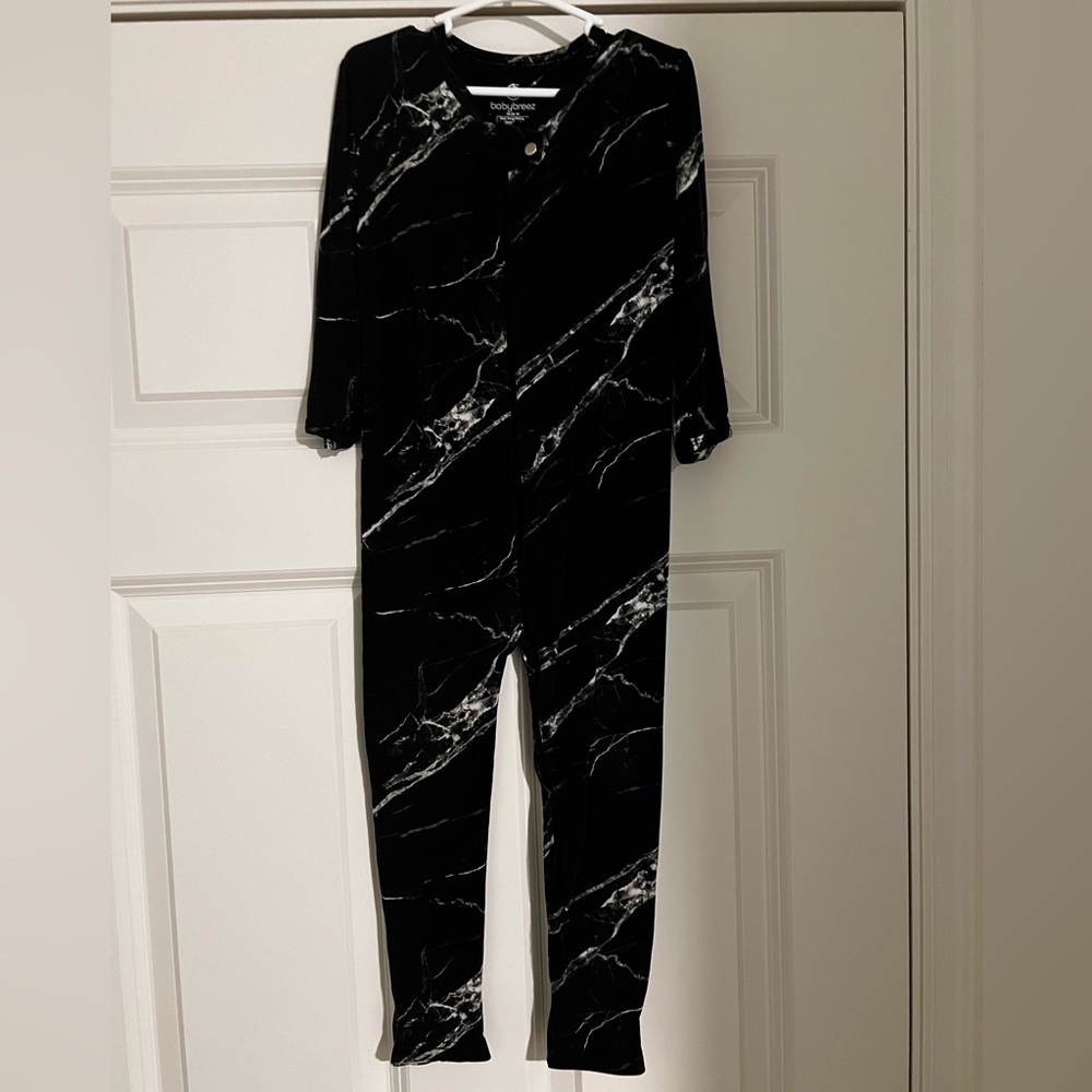 Baby breeze - bamboo Jammie’s 18-24 months